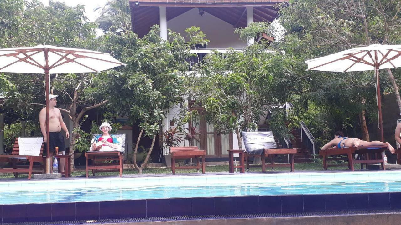 Villa Green Cottage Хикадува Екстериор снимка